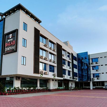 Hotel Balaji Central Ratlam ภายนอก รูปภาพ