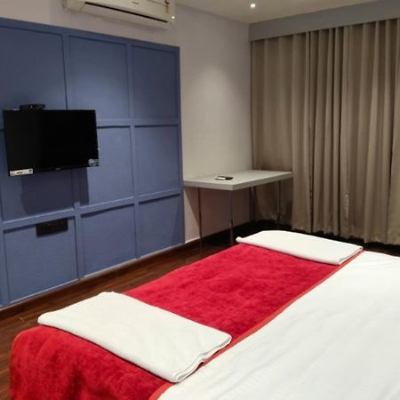 Hotel Balaji Central Ratlam ภายนอก รูปภาพ