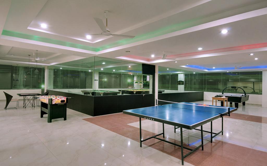 Hotel Balaji Central Ratlam ภายนอก รูปภาพ
